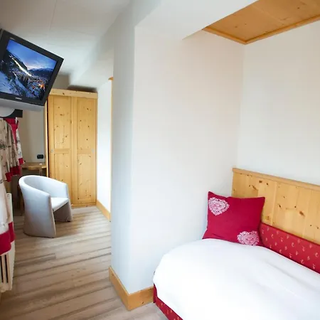 Funivia Active - Adults Only 4* בורמיו